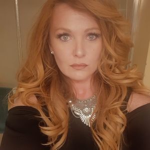 Meet your Posher, Tina